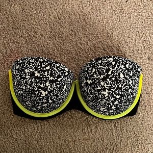 Victoria’s Secret Pink Strapless Bra 32DD NWOT